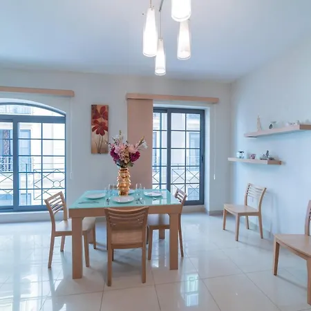 Apartament Belmonte *